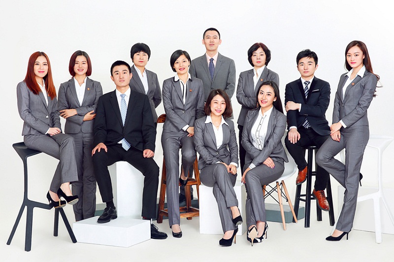 男女職業裝定做案例